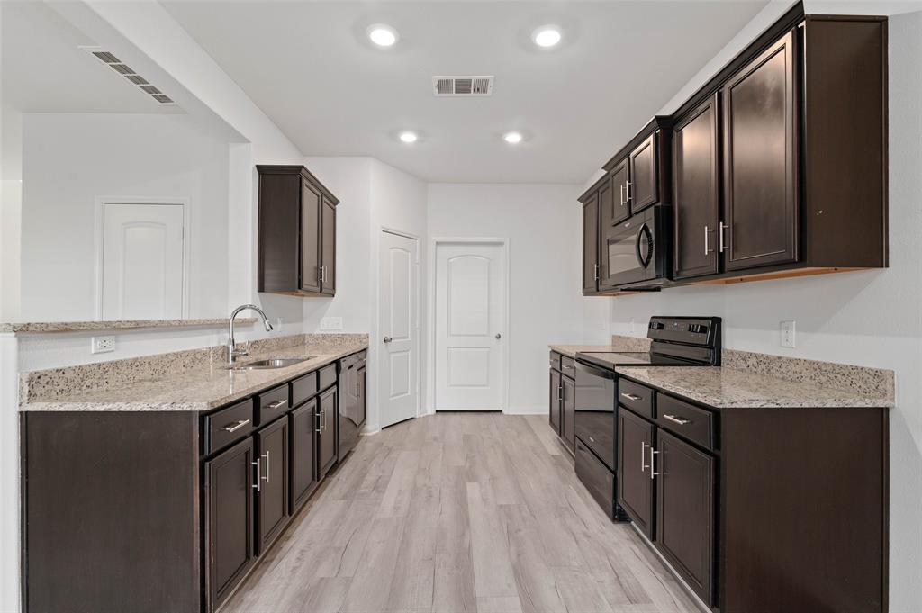 Lake Ridge Estates - Residential