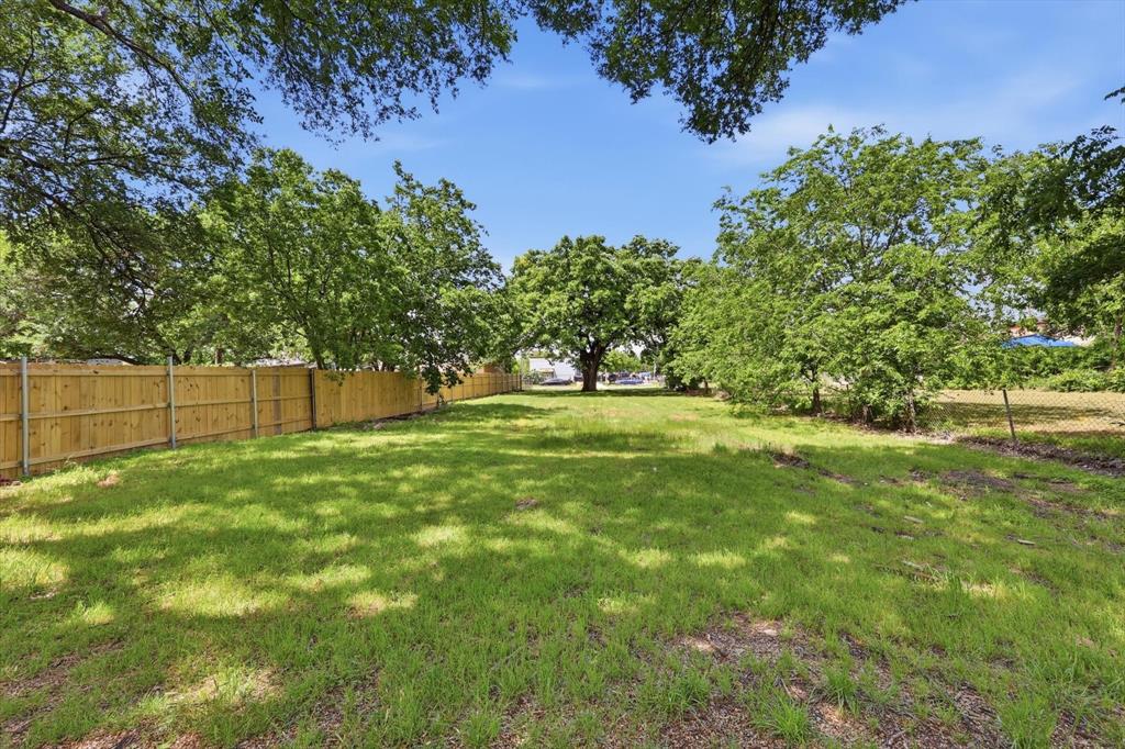 Colonia Weisenberger 02 - Commercial Sale