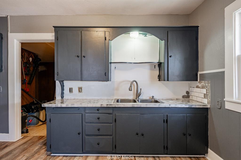 Johnson Anson - Residential