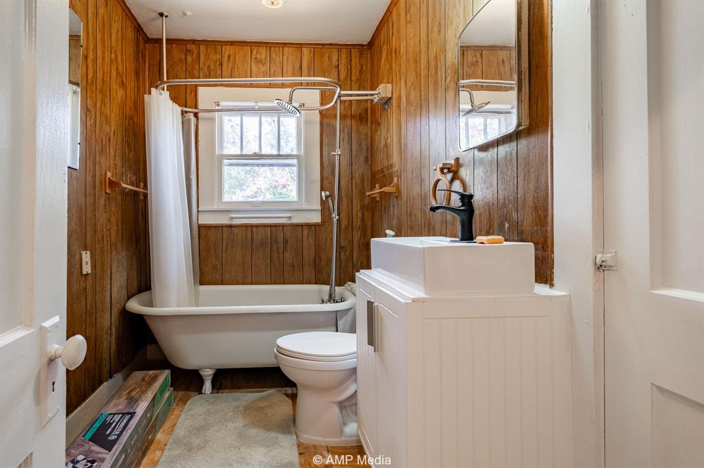 Johnson Anson - Residential