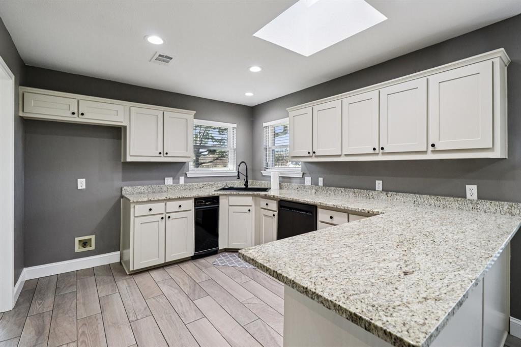 Meadowcreek - Residential