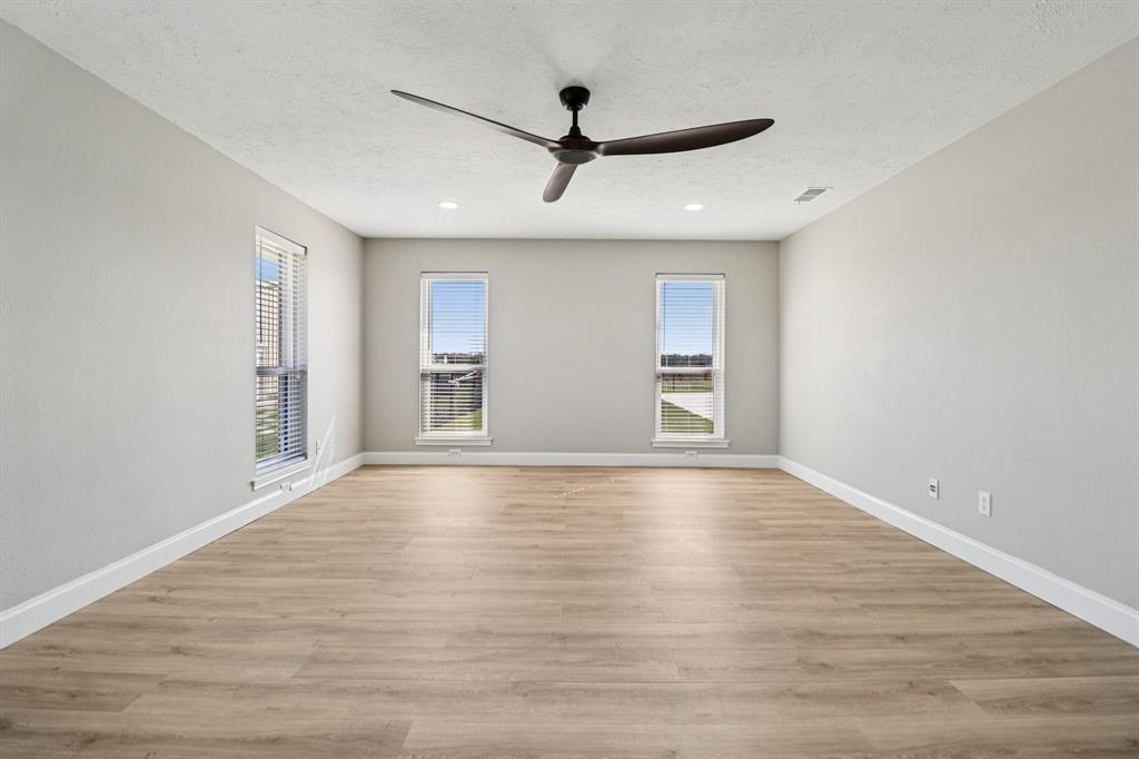 Meadowcreek - Residential