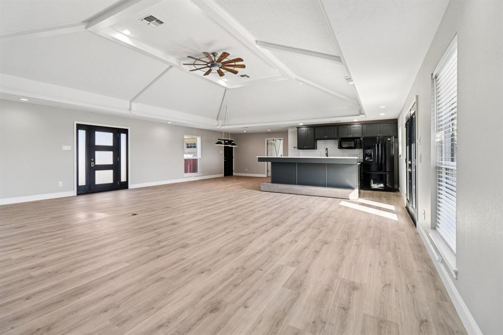 Meadowcreek - Residential