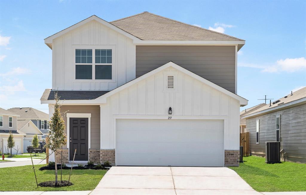 2203 Pioneer Drive
