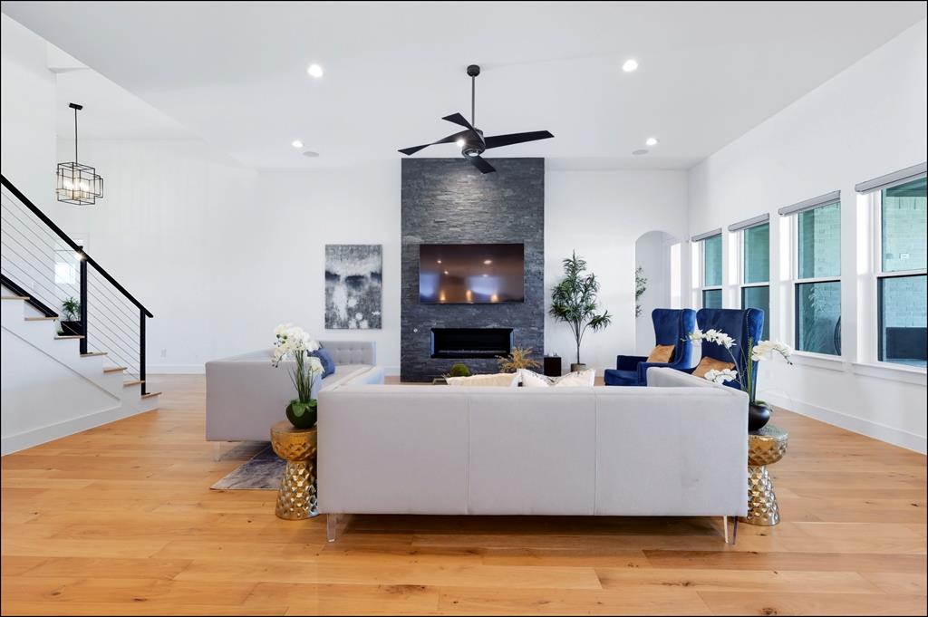 Lakes Add - Residential