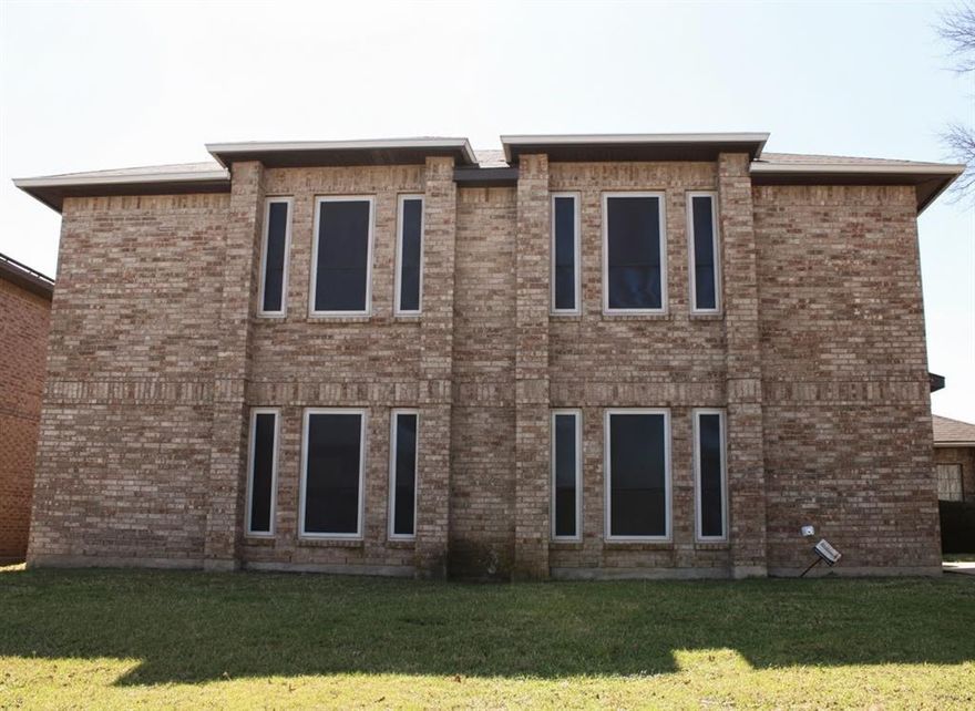 Well-maintained 3-bedroom, 2 full bath, 1 half bath duplex offering 1,400 square feet of comfortable living space. This home features a spacious living area, functional kitchen layout, and a convenient 2-car garage.

Recent updates include:

Windows replaced in 2022

Flooring replaced in 2023

With solid major improvements already completed, this property is a great opportunity for homeowners or investors alike. Sold as-is, offering excellent potential to add your personal touch.