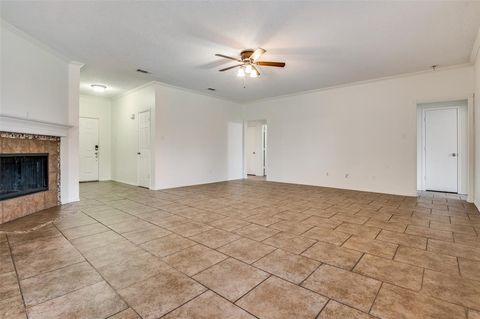 Tiny photo for 14 Enchanted Court, Mansfield, TX 76063 (MLS # 21198874)