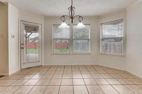 Tiny photo for 14 Enchanted Court, Mansfield, TX 76063 (MLS # 21198874)