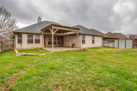 Tiny photo for 14 Enchanted Court, Mansfield, TX 76063 (MLS # 21198874)