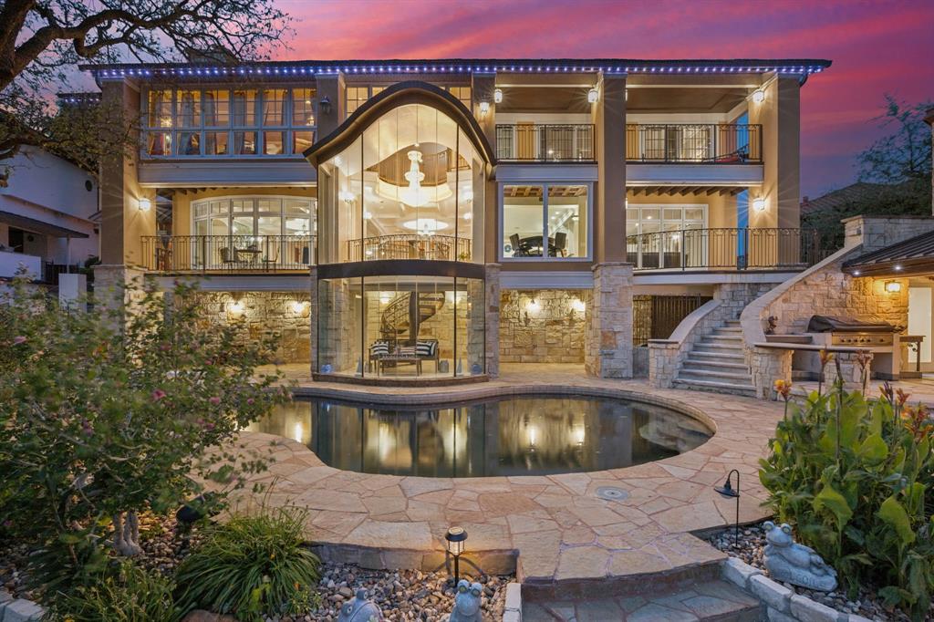 8805 Royal Harbor Court