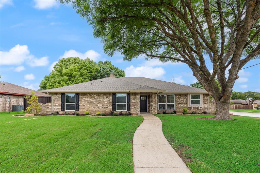 2701 Lawndale Drive