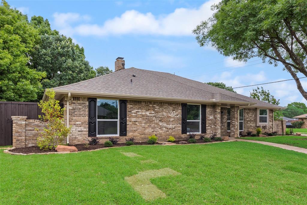 2701 Lawndale Drive