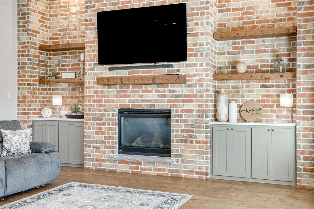 Thomas Crossing Add - Residential