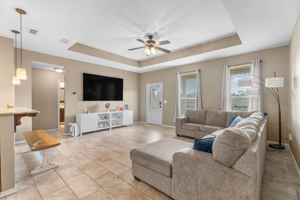 409 Mission Crest Circle