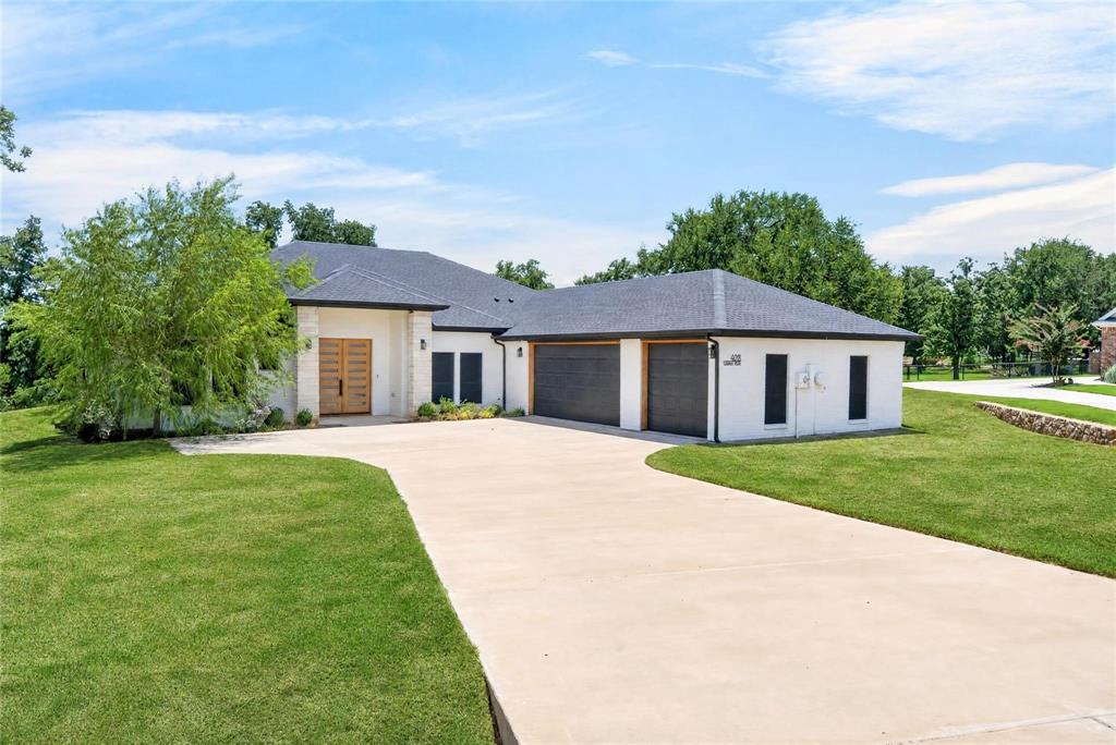 4013 Legend Trail