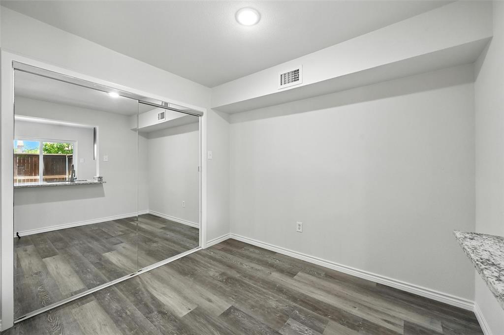 Preston Oaks Crossing Condos 01 & 02 - Residential