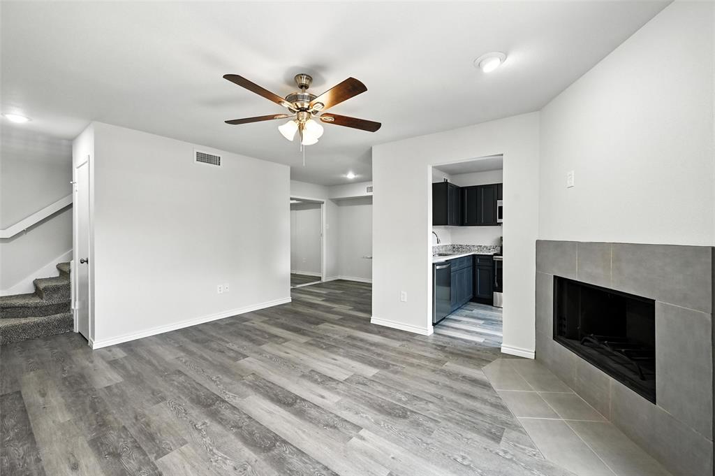 Preston Oaks Crossing Condos 01 & 02 - Residential