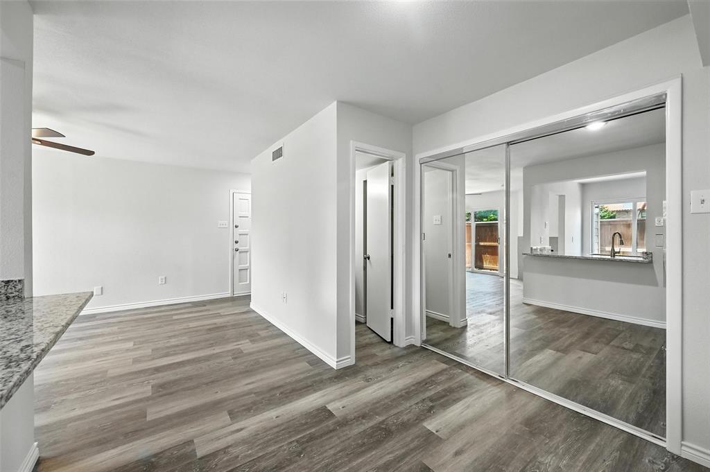 Preston Oaks Crossing Condos 01 & 02 - Residential