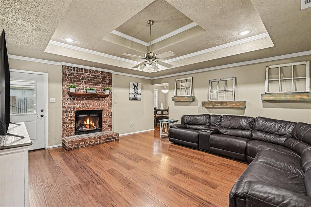 8553 James Court