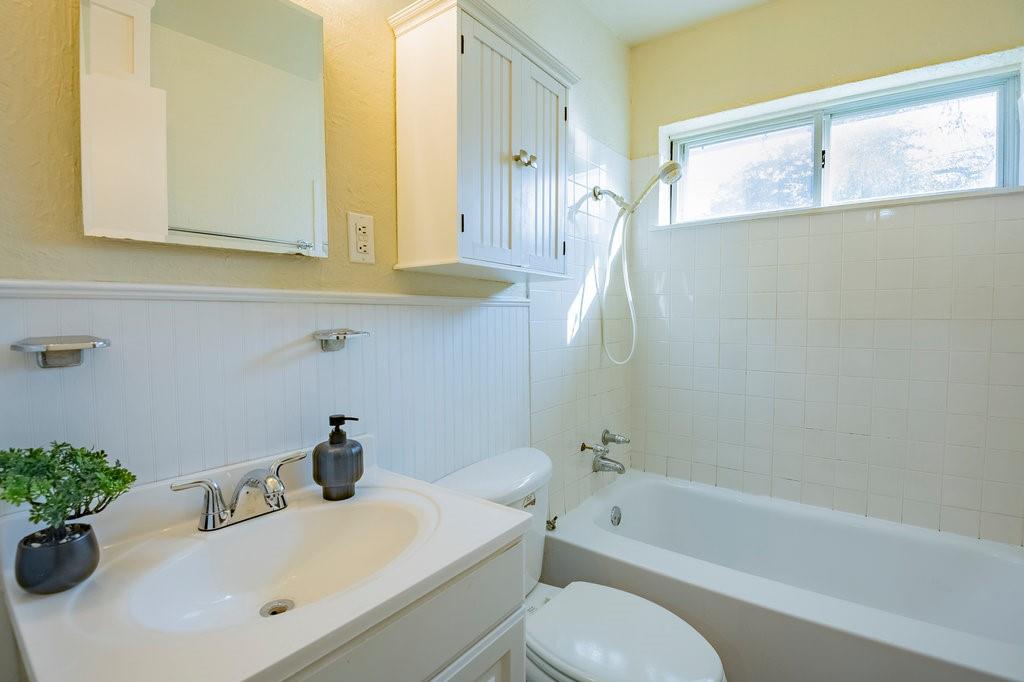 Oak Tree Estates - Residential