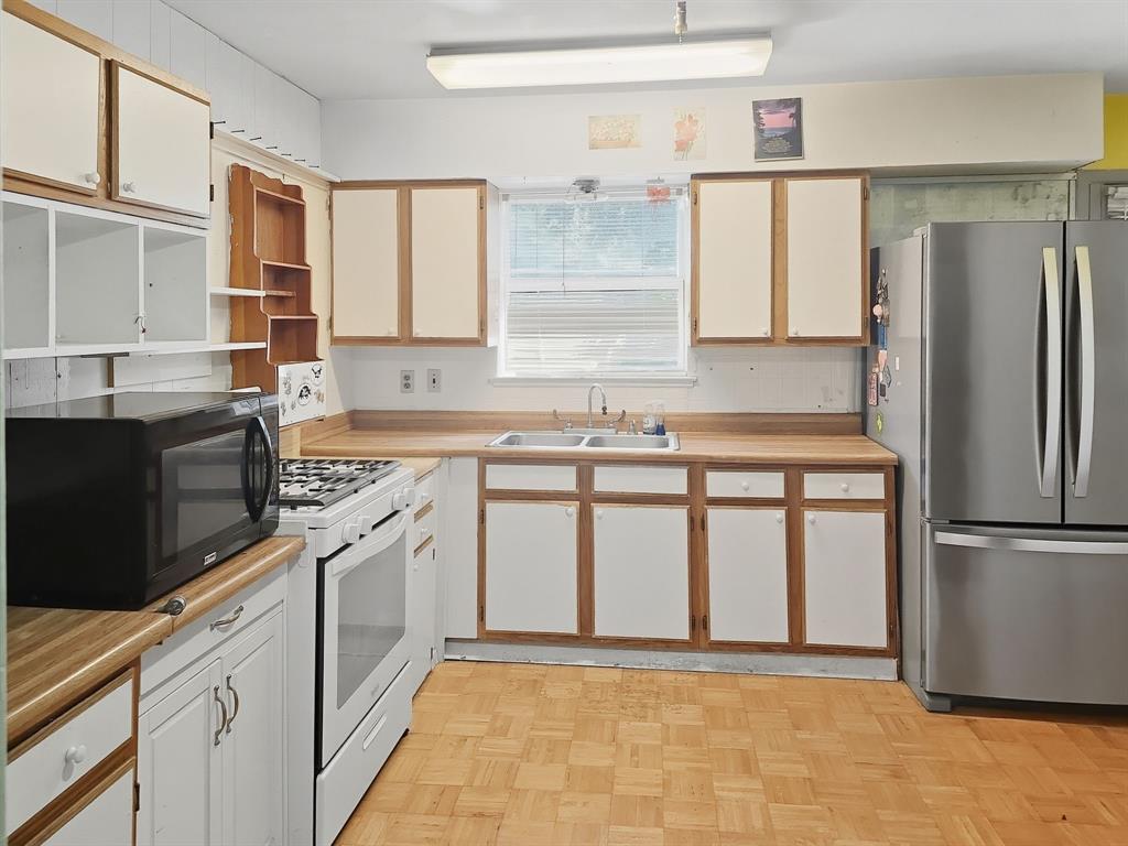 2536 Rugby Lane