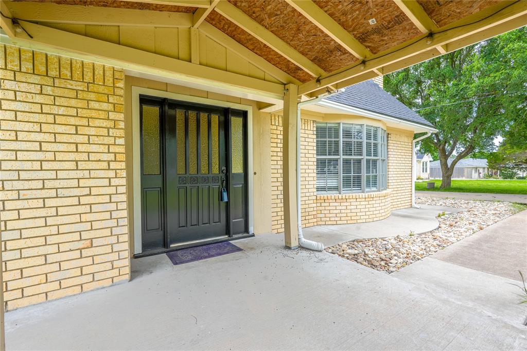257 Chapman Road