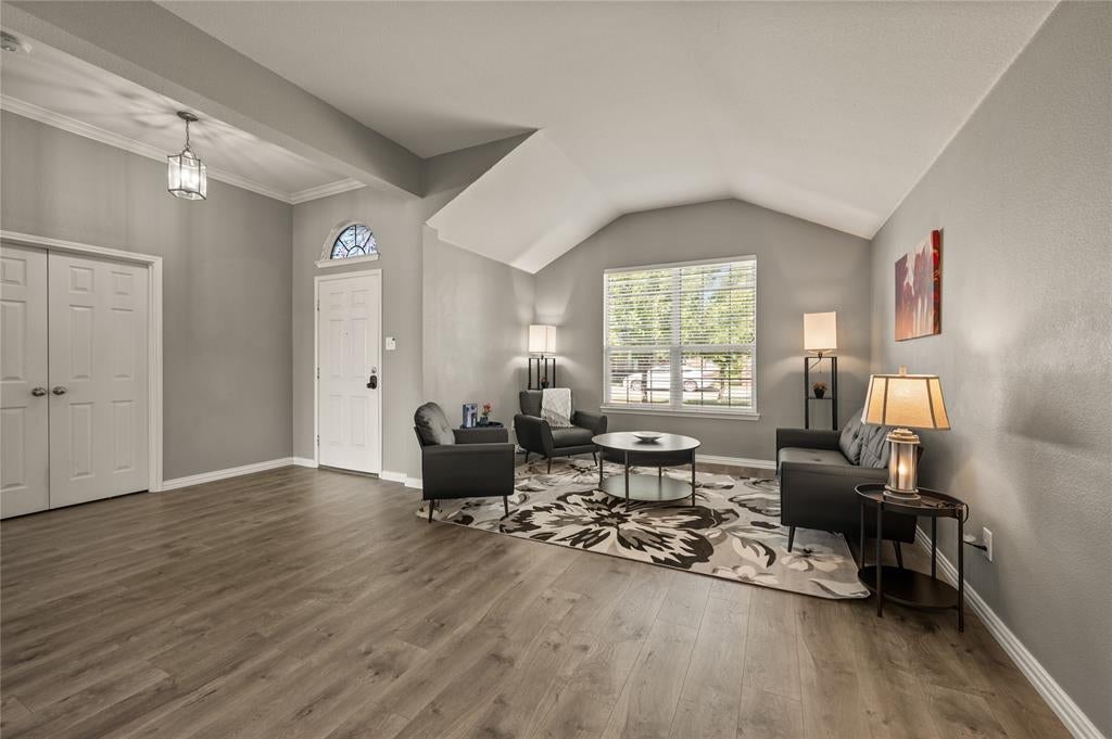 1205 Hickory Bend Lane