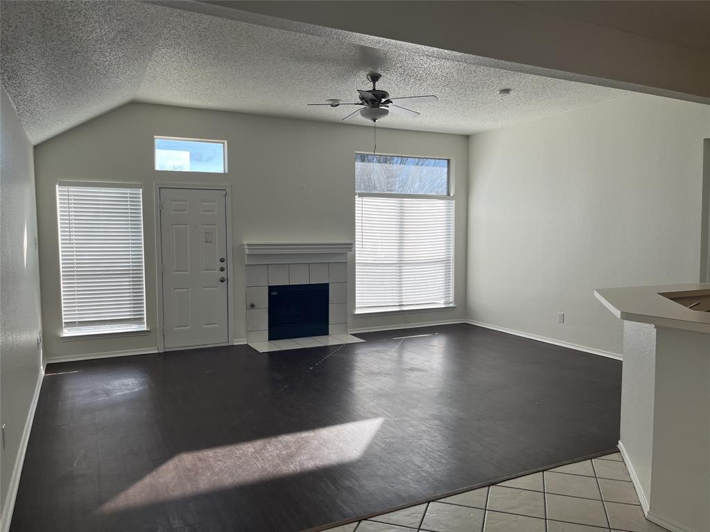 Mill Creek Crossing 01 - Residential