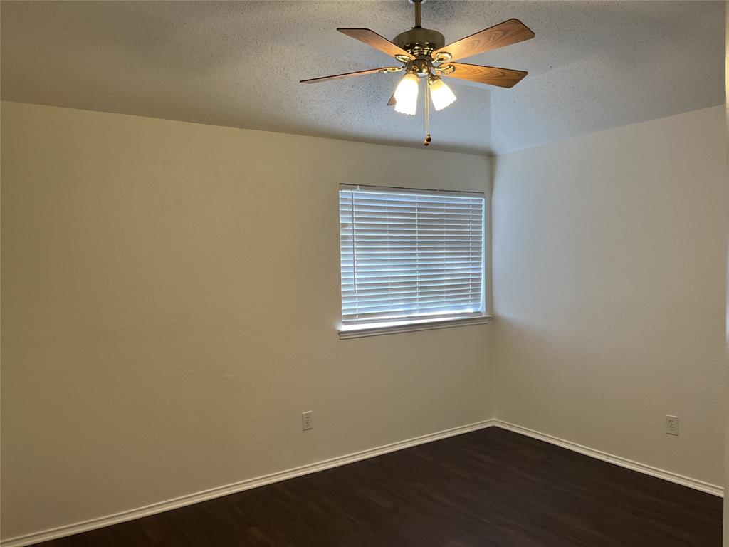 Mill Creek Crossing 01 - Residential