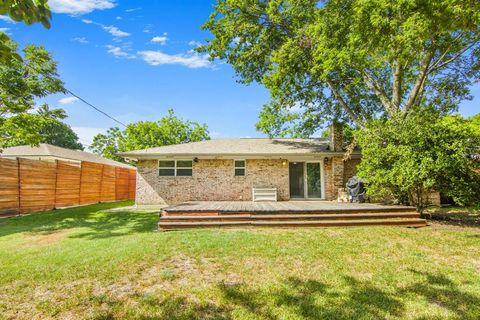 210 Allenwood Drive Allen TX 75002