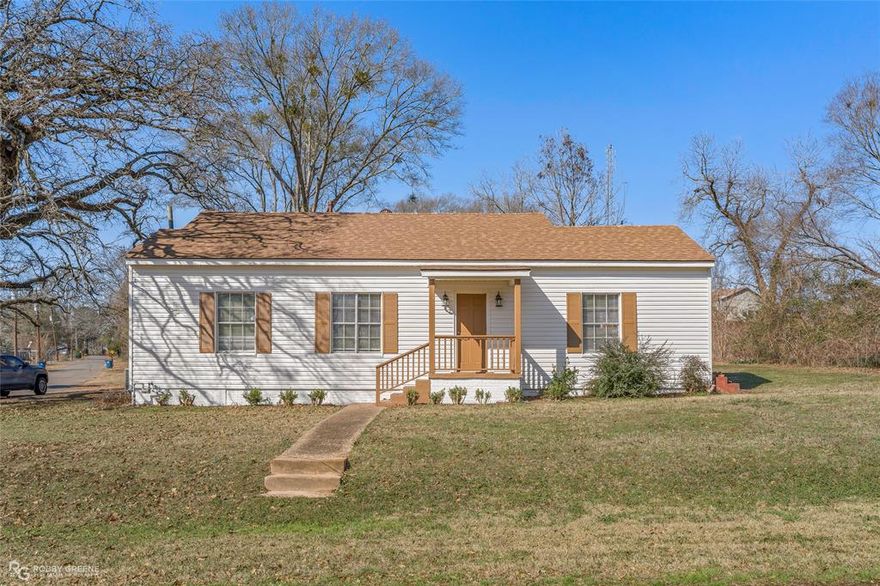 Great updated corner lot home featuring 3 bedrooms and 1 full bathroom; NEW roof; NEW paint; NEW floors; NEW granite countertops; NEW fixtures; NEW dishwasher; NEW water heater; NEW exterior vinyl siding; Oven is 1 year old; HVAC is 9 years old; Don't miss out...MUST SEE!!