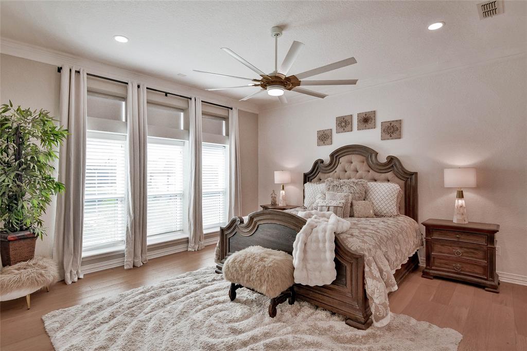 Waters Edge - Residential