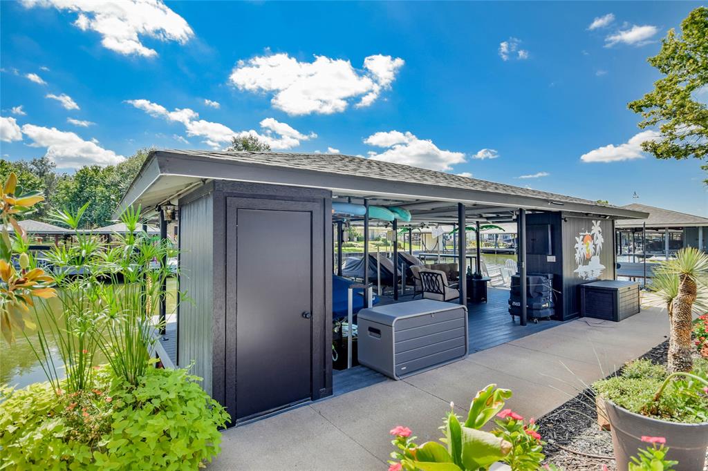 Waters Edge - Residential