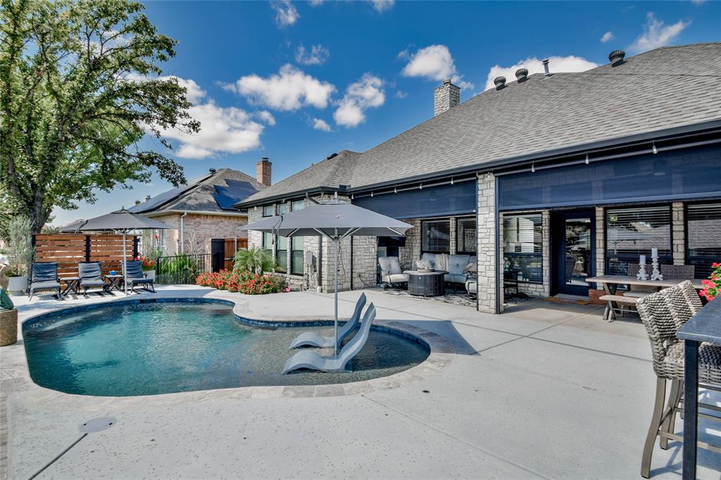 Waters Edge - Residential