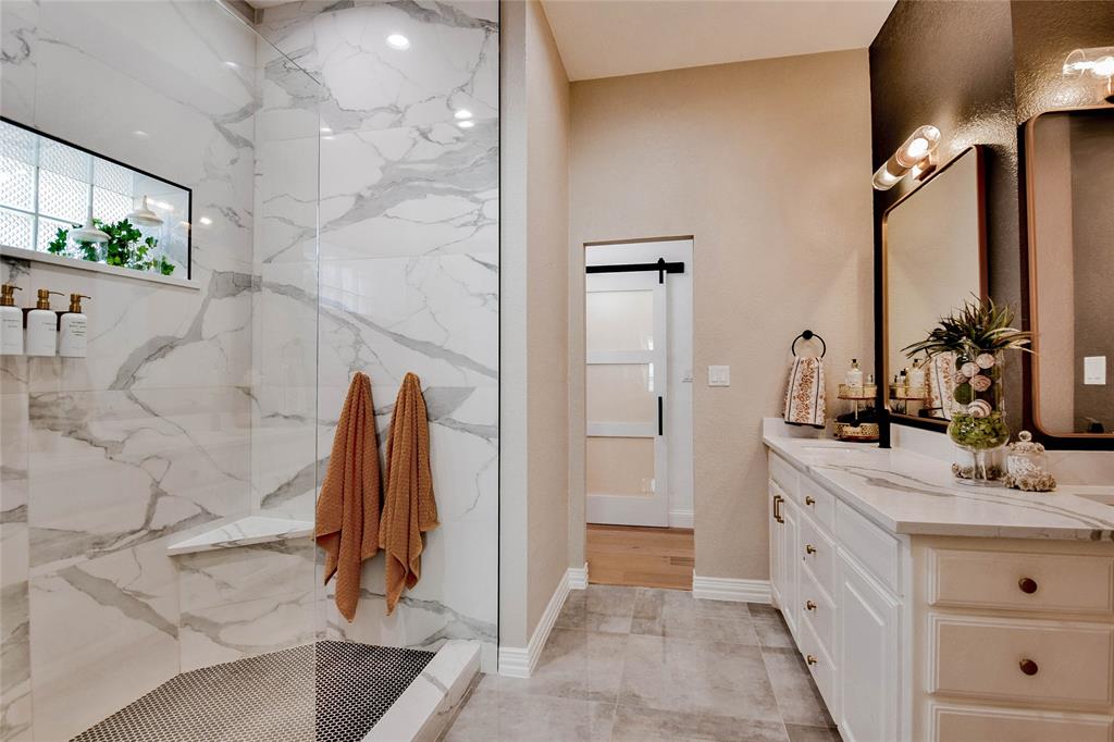 Waters Edge - Residential