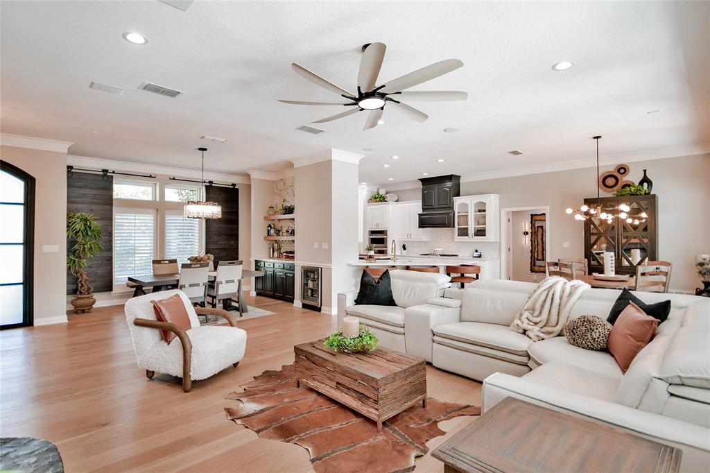 Waters Edge - Residential