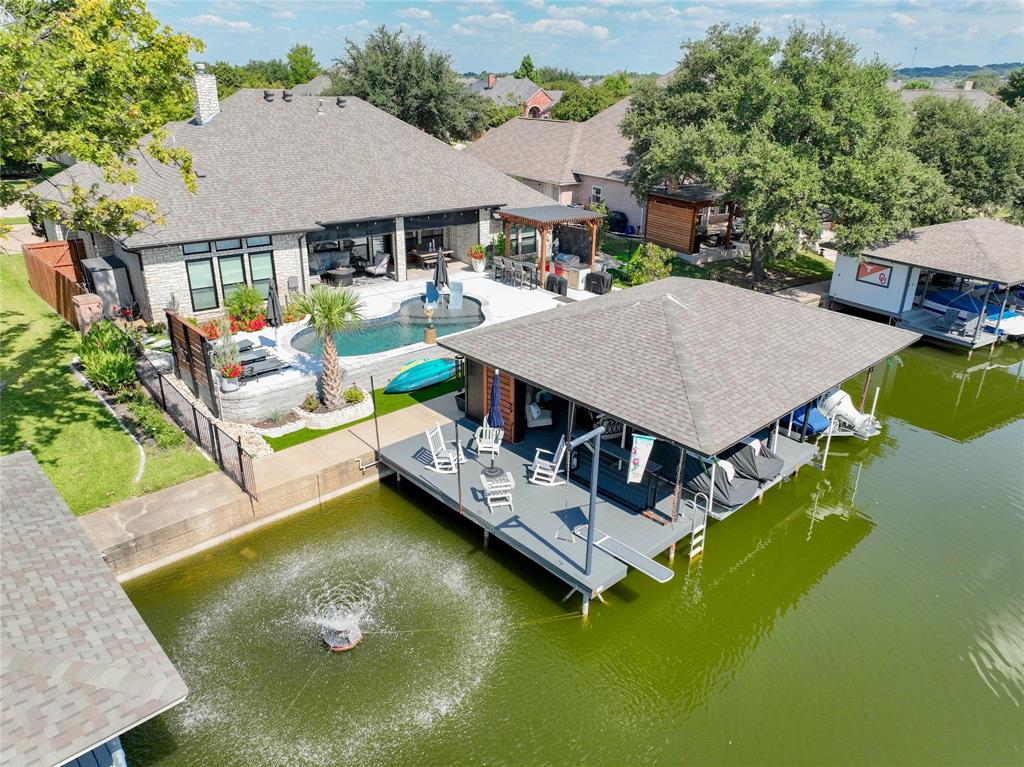 Waters Edge - Residential