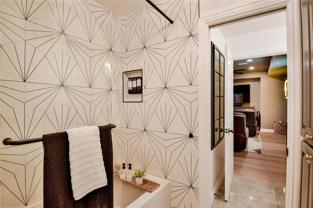 Waters Edge - Residential