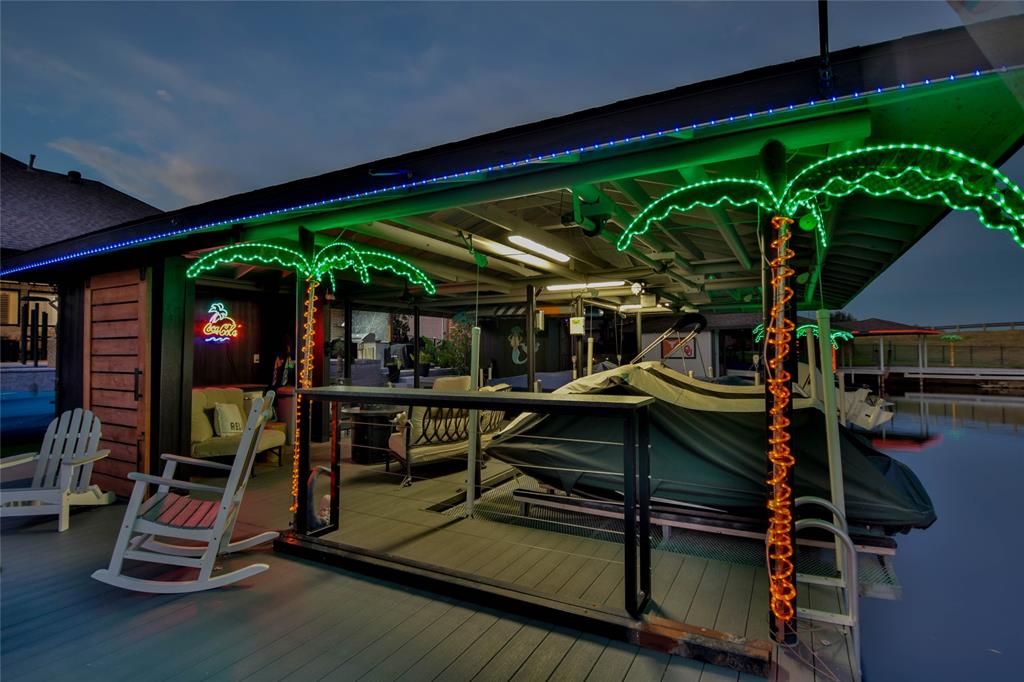 Waters Edge - Residential