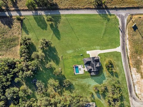 Tiny photo for 199 Graystone Dr, Weatherford, TX 76088 (MLS # 21102776)