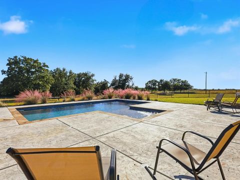 Tiny photo for 199 Graystone Dr, Weatherford, TX 76088 (MLS # 21102776)