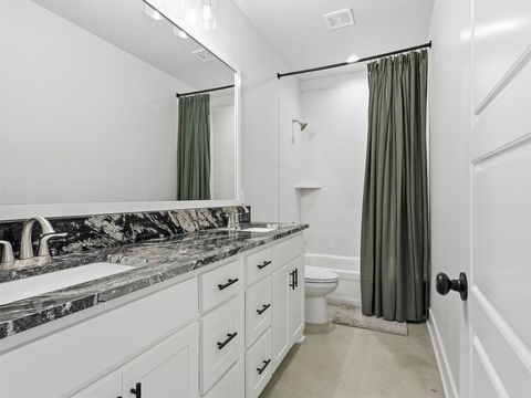 Tiny photo for 199 Graystone Dr, Weatherford, TX 76088 (MLS # 21102776)