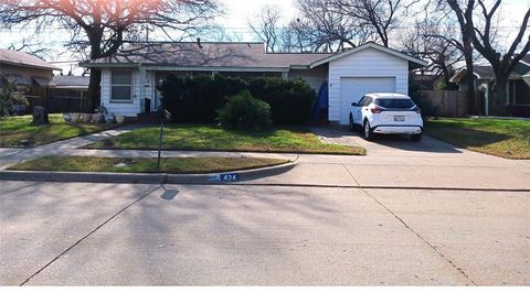 424 E Ellen Avenue Hurst TX 76053