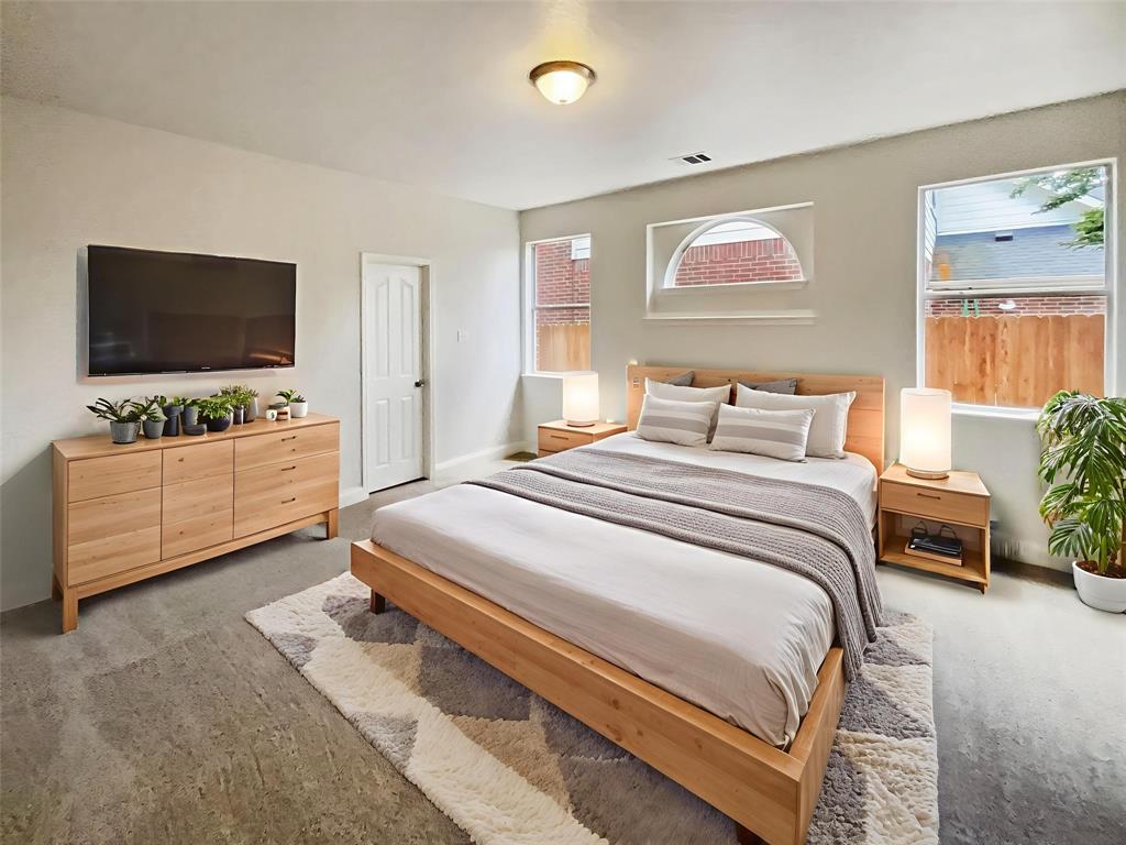 1815 Hollow Creek Court
