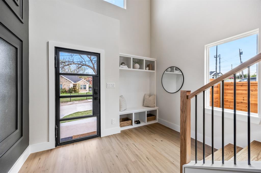 Gilroy Miss Carrie - Residential