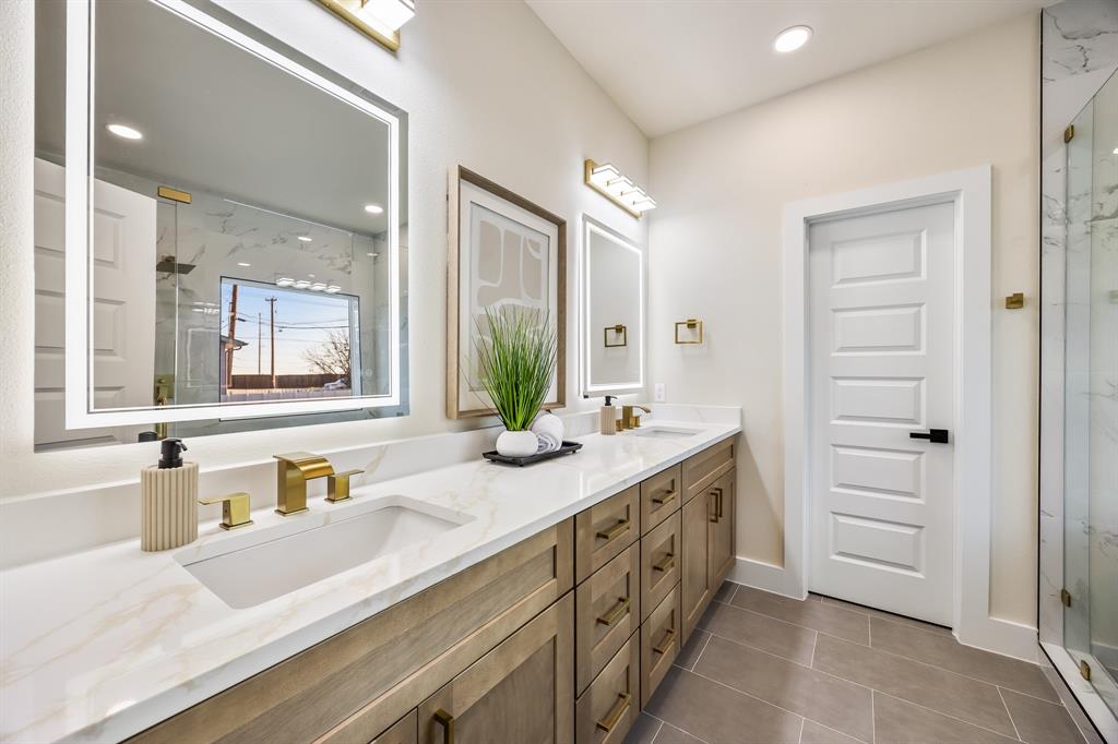 Gilroy Miss Carrie - Residential