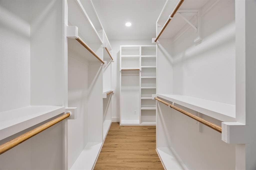 Gilroy Miss Carrie - Residential