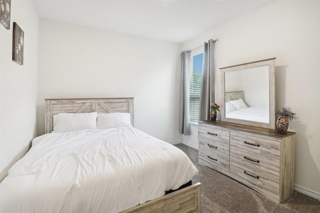 Brook Mdw - Residential