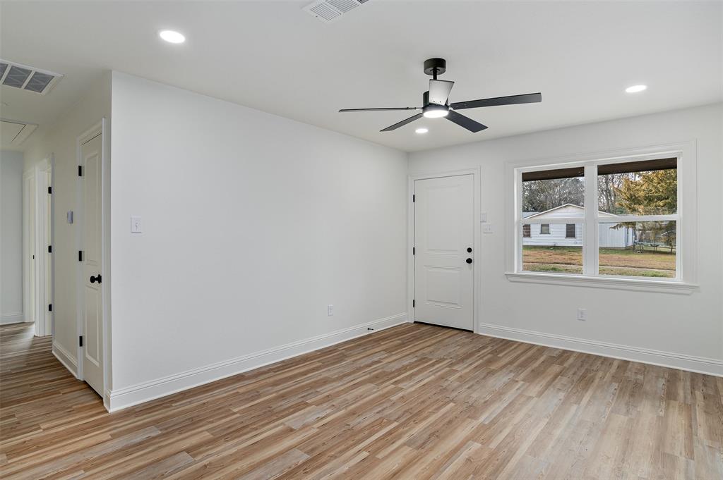 Swan Lake - Residential