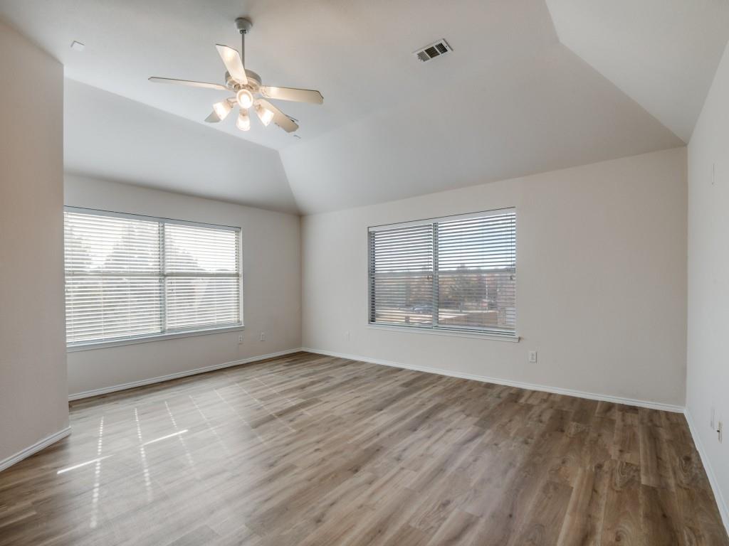 Creekside 02 - Residential